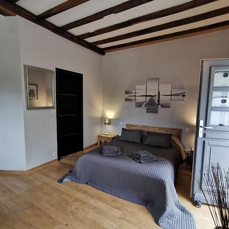 Le Petit Moulin Bed and Breakfast Faverelles Δωμάτιο φωτογραφία